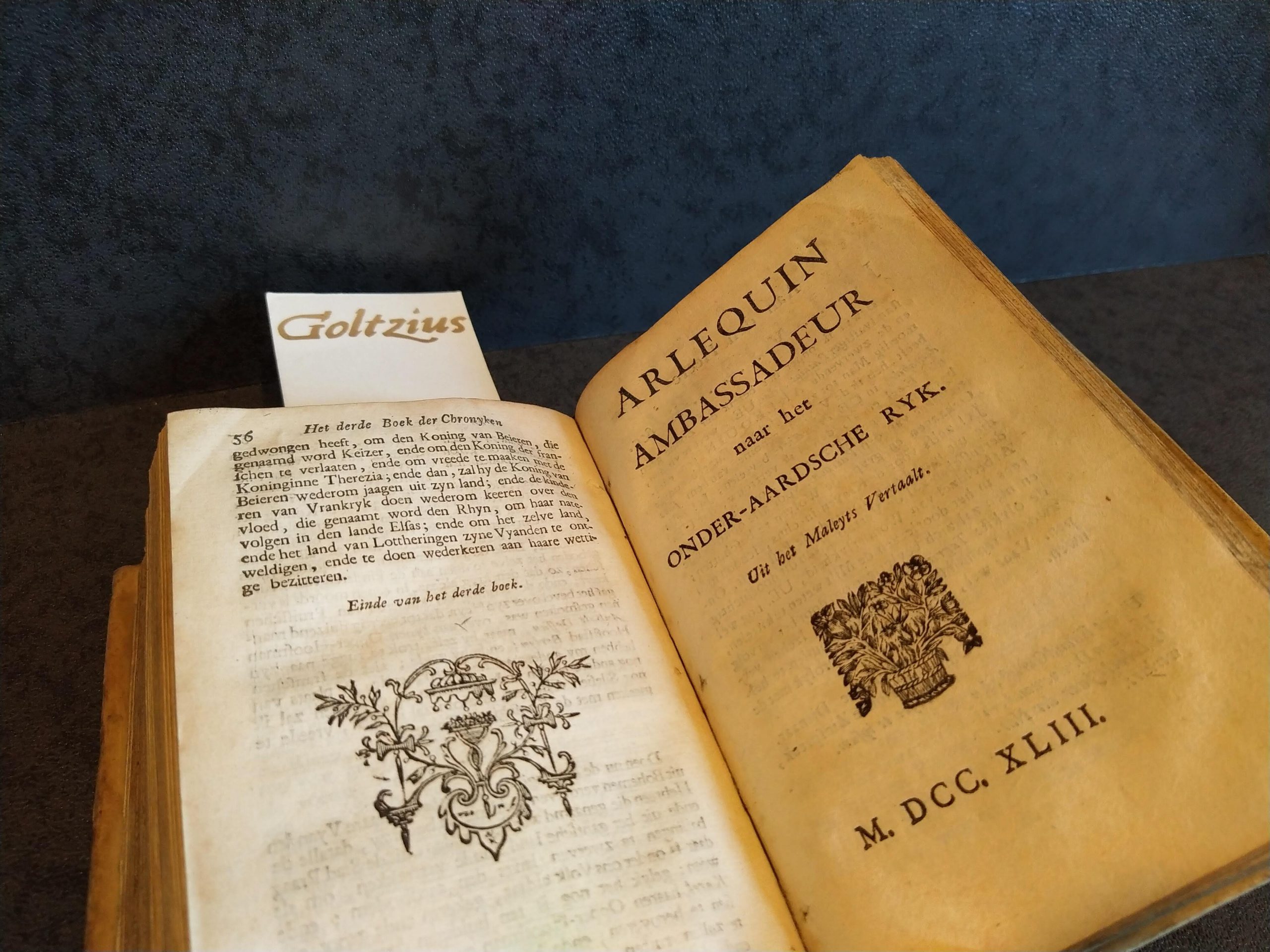 SADDI, NATHAN BEN, Convolute with 10 titles, starting with: Het boek der Chronycken van de Koningen van Engelandt, volgens den Styl der Oude Joodse Historie-Schryveren in de Engelse Taele beschreeven door Nathan Ben Saddi, Priester van dezelve Natie. En volgens dien Styl ui