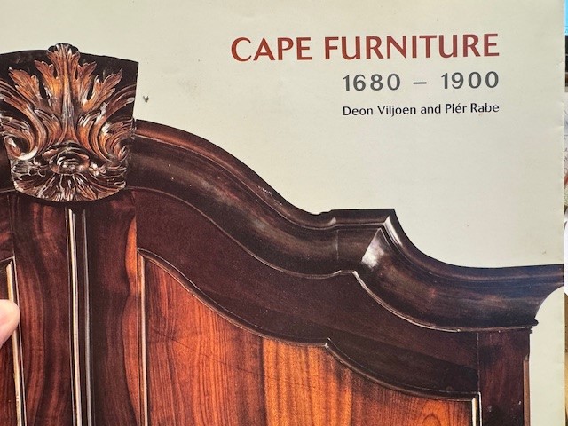 VILJOEN, D. RABE, P., Cape Furniture 1680-1900.