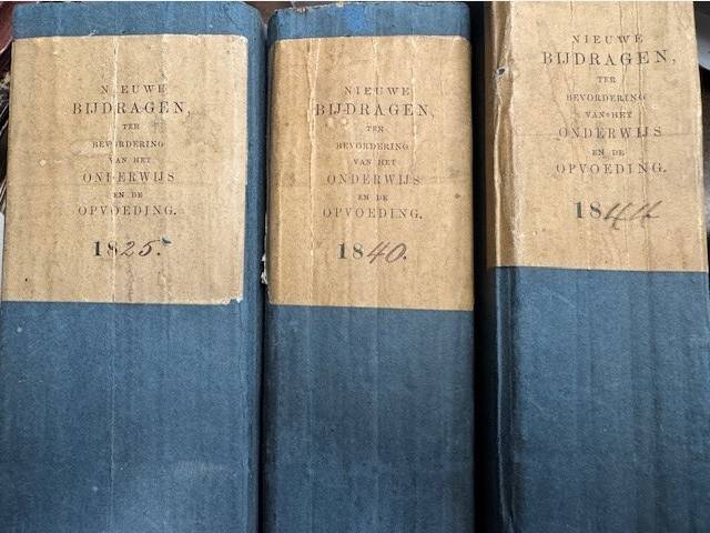 Nieuwe bijdragen, ter bevordering van het onderwijs en de opvoeding, voornamelijk met betrekking tot de lagere scholen in het Koningrijk der Nederlanden 1803, 1822, 1824, 1825, 1840, 1844, 1853, 1855, 1857.