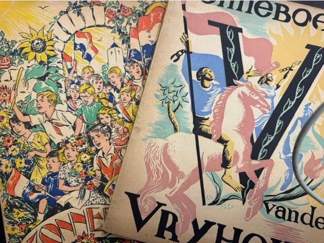 Zonneboek van de vrijheid.1946 and 1949.