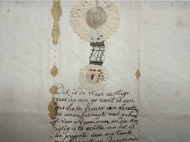 Attestazione San Casa di Loreto 1783 in Dutch with original relic of the black veil of the Madonna of the Michiels family of Roermond.