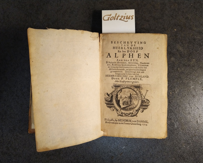 Plemper, P. Beschryving van de heerlykheid en het dorp Alphen aan den Ryn. Leiden, H. v. Damme, 1714.
